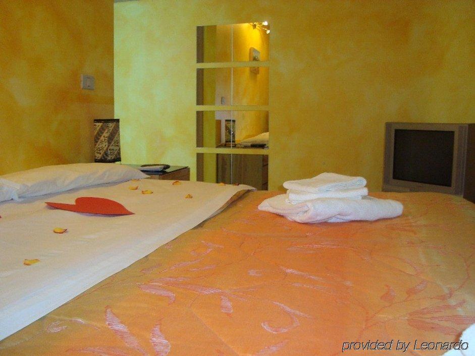 ארצו Residence Le Corniole חדר תמונה
