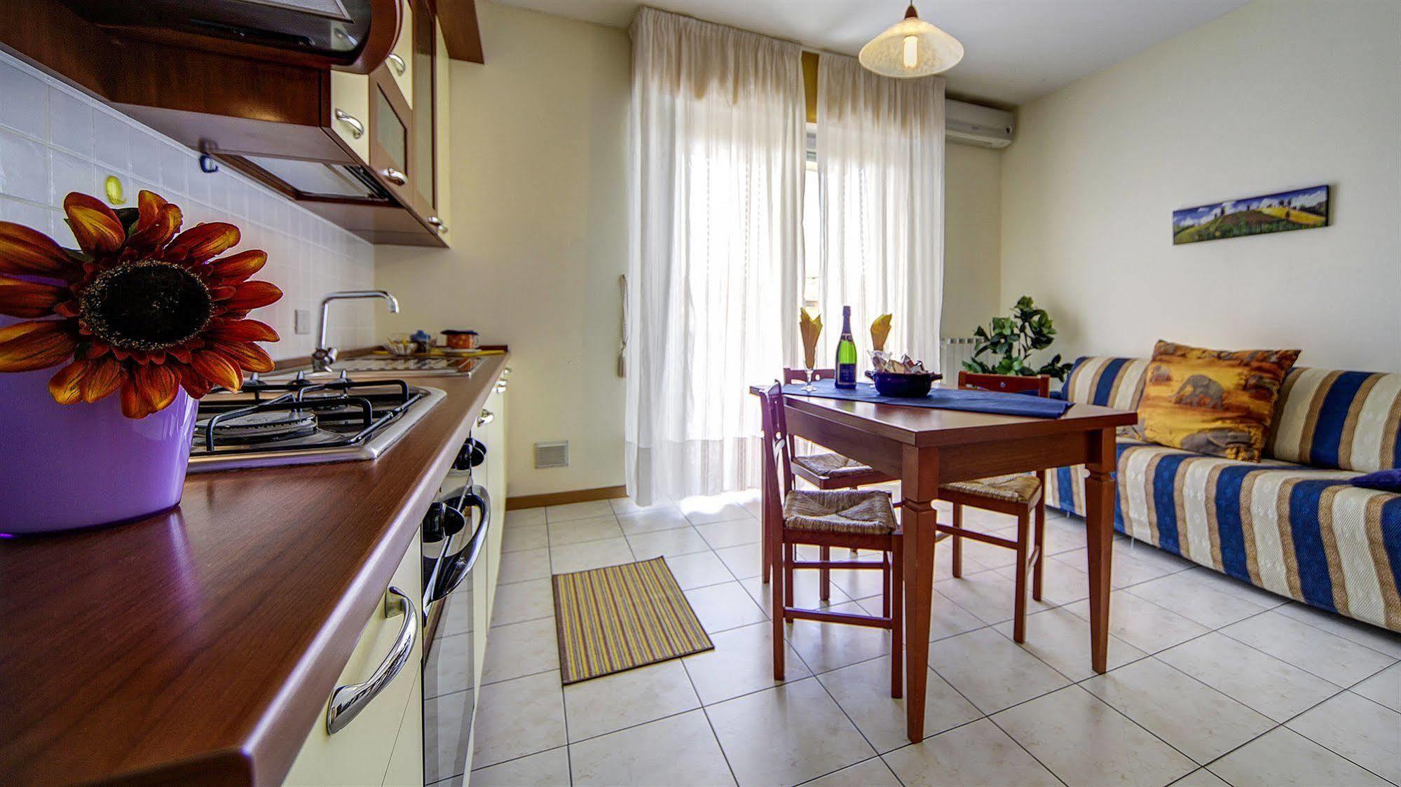 ארצו Residence Le Corniole מראה חיצוני תמונה